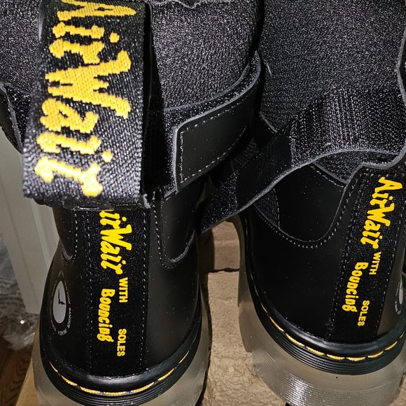 DR MARTEN - Picture 3 of 5